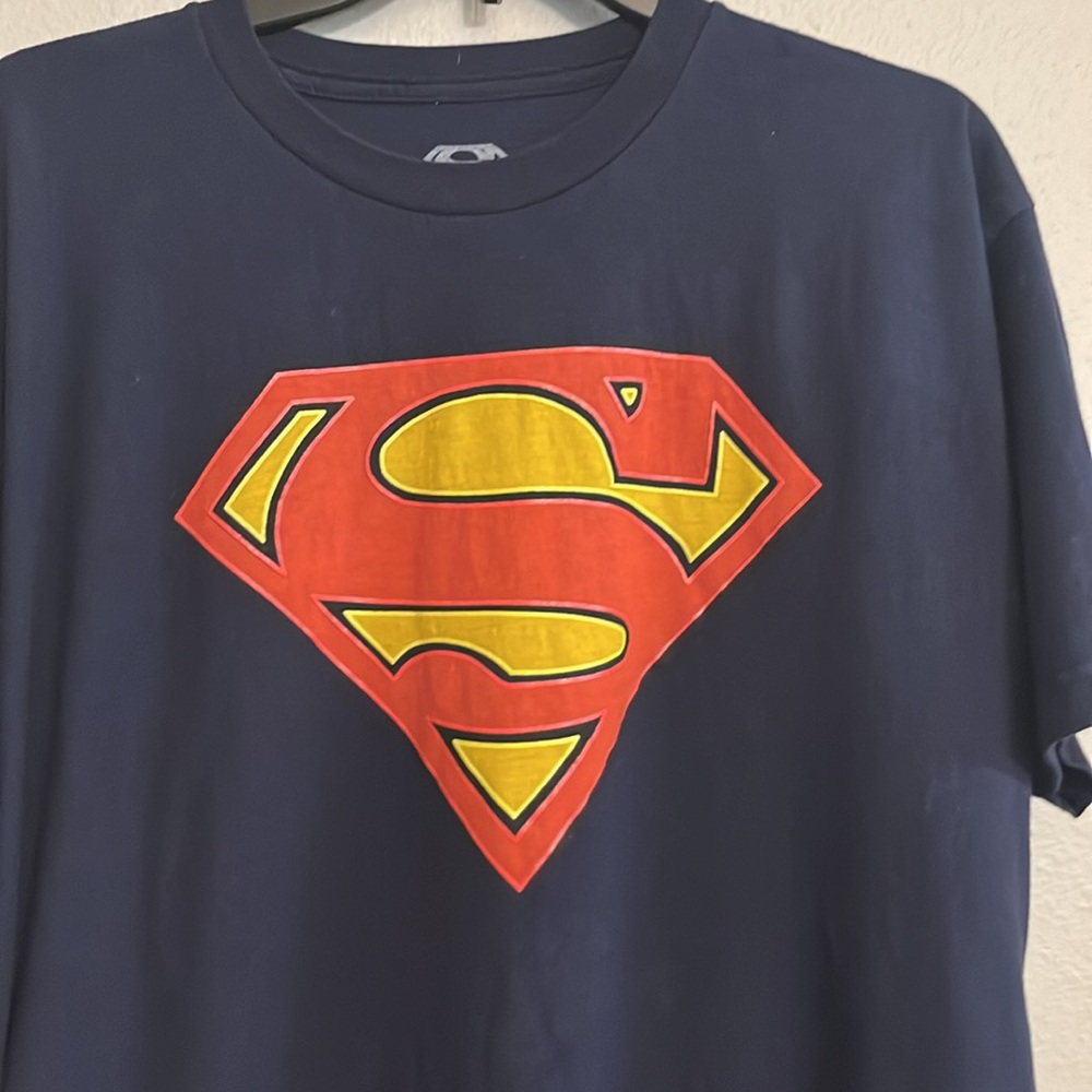 Superman Logo T-Shirt in Navy